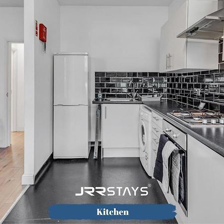 Cardiff Stylish 2 Bedroom Sleeps 6 Wi-Fi - Jrr Stays Екстериор снимка