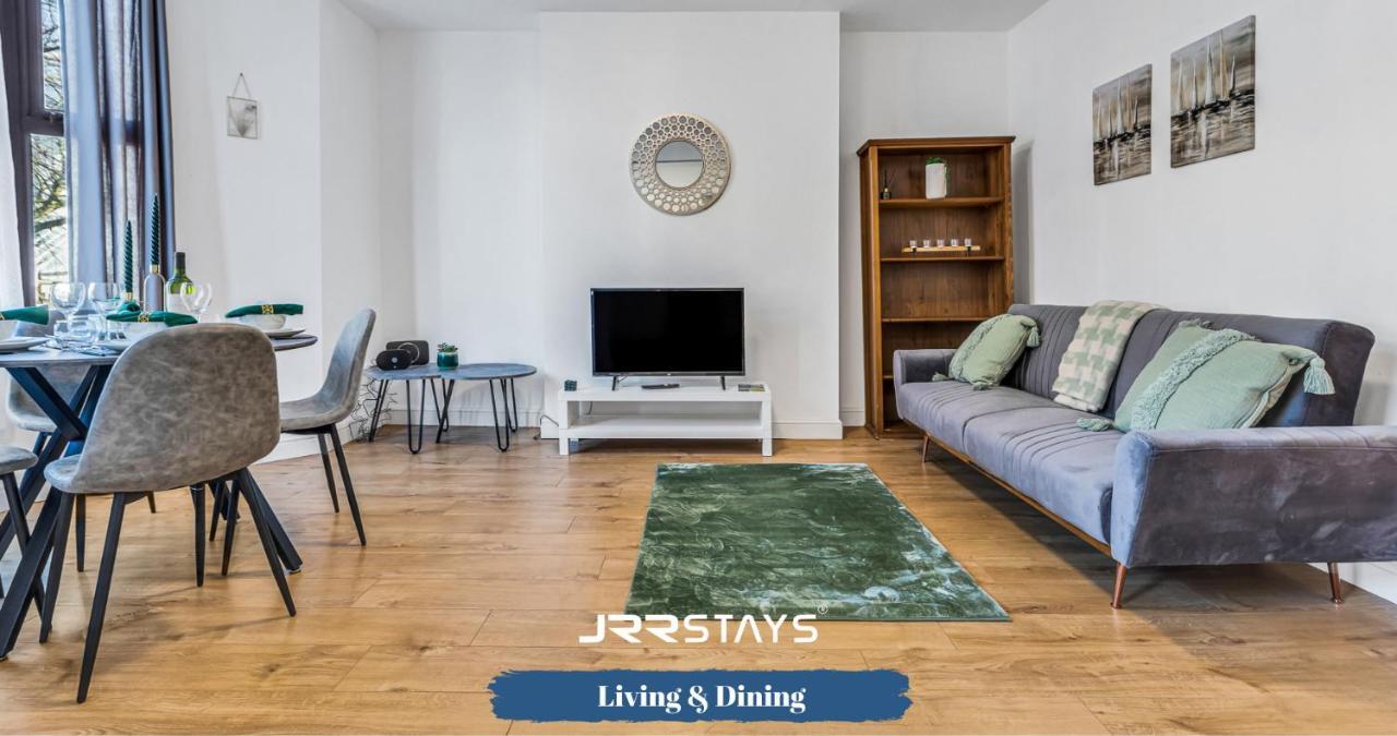 Cardiff Stylish 2 Bedroom Sleeps 6 Wi-Fi - Jrr Stays Екстериор снимка
